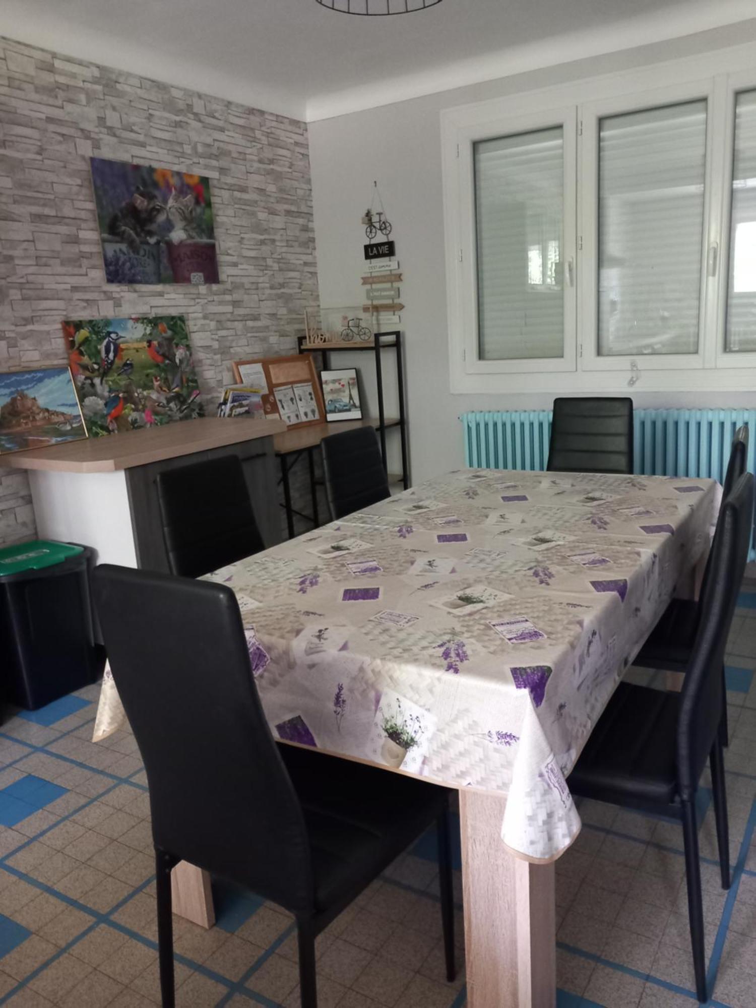 Les Cyclamens 1 Apartment Cosne-Cours-Sur-Loire Exterior photo